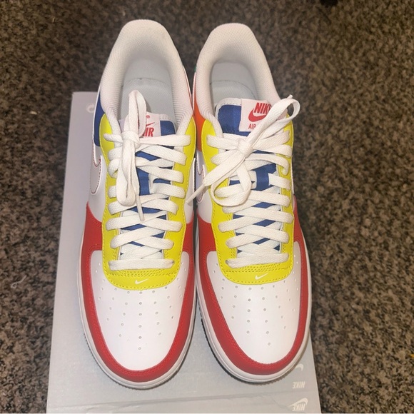 Nike Air Force 1 Low '07 LV8 Rubik's Cube Men's Shoes University Red FN6840-657 - Picture 6 of 9